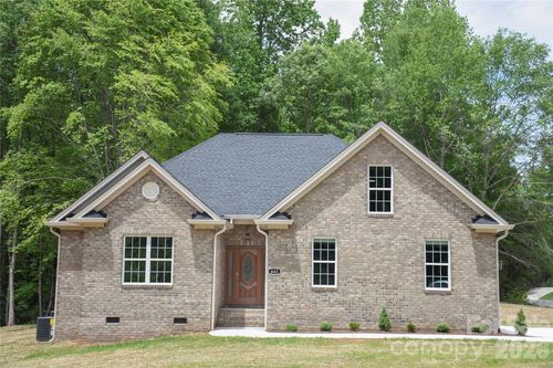 603 Toncin Ave, Bessemer City, NC, 28016-7514 | Card Image
