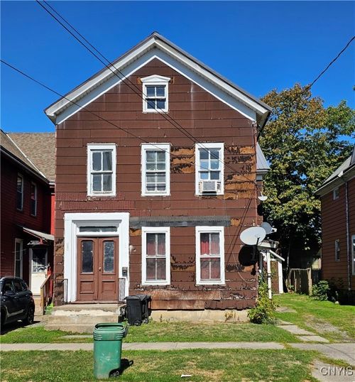 730 Roberts St, Utica, NY, 13502-4121 | Card Image