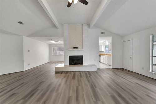 10302 Blue Oak Dr, Houston, TX, 77065-3774 | Card Image