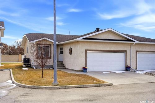 3-4101 Preston Crescent, Regina, SK, S4X0G3 | Card Image