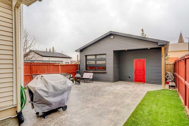 356 Prestwick Heights Se, House other with 4 bedrooms, 3 bathrooms and 2 parking in Calgary AB | Image 34