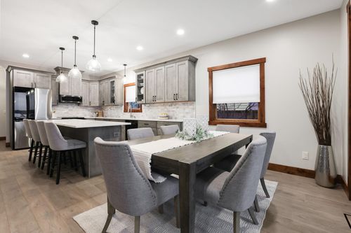 9823 103rd St Nw, Annandale, MN, 55302-2902 | Card Image