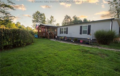 581 T Cupp Rd, Milton, WV, 25541-9666 | Card Image