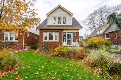 53 Tuxedo Ave S, House other with 3 bedrooms, 2 bathrooms and 4 parking in Hamilton ON | Image 1