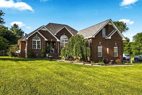 8474 Guthrie Rd, Cross Plains, TN, 37049-5117 | Card Image