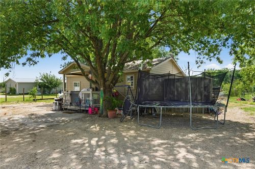 409 Summit Dr, Kyle, TX, 78640-9562 | Card Image