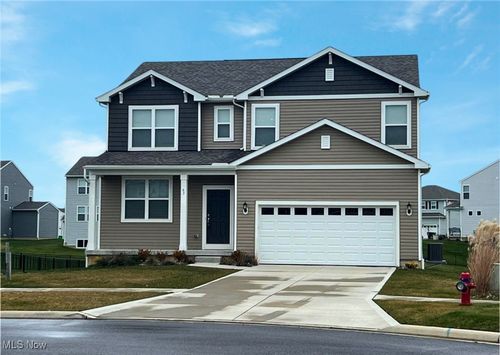 63 Woodhull Cir, Tallmadge, OH, 44278-2585 | Card Image