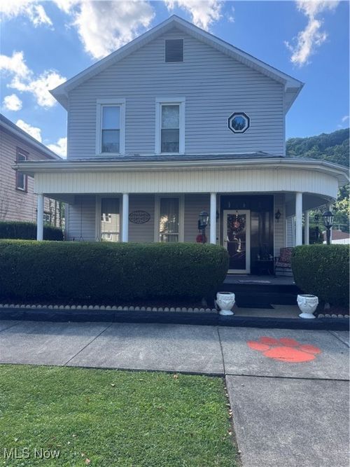 609 Broadway Ave, Wellsville, OH, 43968-1541 | Card Image