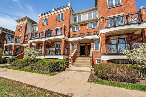 9-2557 6th Line, Oakville, ON, L6H0H7 | Card Image