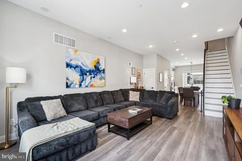 2210 N Hancock St, PHILADELPHIA, PA, 19133-3719 | Card Image