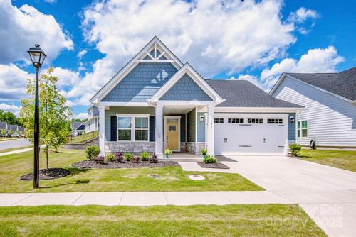 105 Chase View Ln, Troutman, NC, 28166-8850 | Card Image