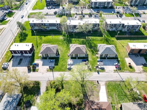 8626 & 8630 Lane Avenue, Raytown, MO, 64138 | Card Image