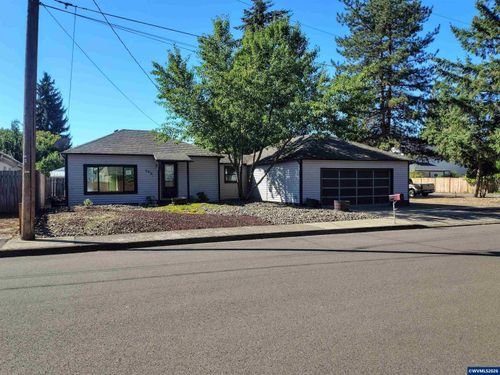 648 Sw Arthur St, McMinnville, OR, 97128-5802 | Card Image