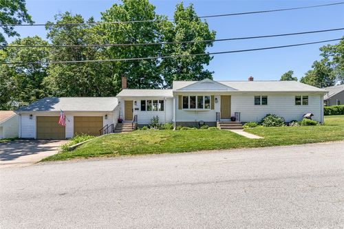 20 Terrace Ave, Cumberland, RI, 02864-6621 | Card Image