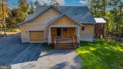 448 Broomgrass Way, House other with 3 bedrooms, 2 bathrooms and null parking in GERRARDSTOWN WV | Image 2