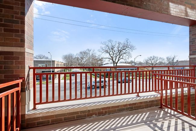 306 - 6700 W North Ave, Condo with 2 bedrooms, 2 bathrooms and 2 parking in CHICAGO IL | Image 21