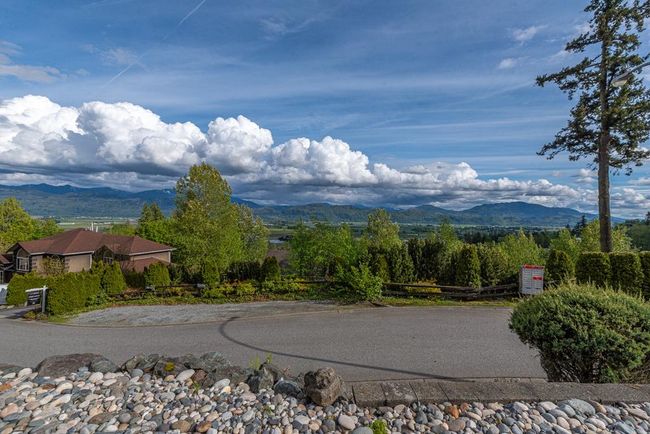 36111 Spyglass Lane, House other with 9 bedrooms, 6 bathrooms and 9 parking in Abbotsford BC | Image 8