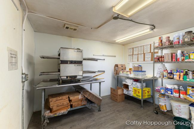 112 State St, Home with 0 bedrooms, 3 bathrooms and 20 parking in Freeport MI | Image 16