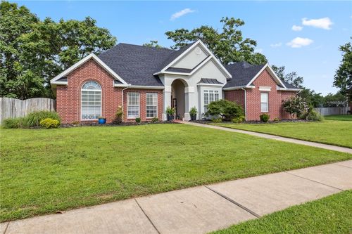 1112 N Oriole Ave, Rogers, AR, 72756-1986 | Card Image
