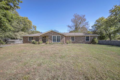 518 Wilson Pike, Brentwood, TN, 37027-6001 | Card Image