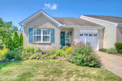 8465 Bridle Ct, Florence, KY, 41042-8601 | Card Image