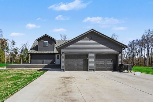 3233 Becker Rd, Muskegon, MI, 49445-1767 | Card Image