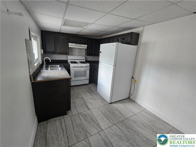 2 - 624 W Gordon St, Condo with 1 bedrooms, 1 bathrooms and null parking in Allentown PA | Image 5