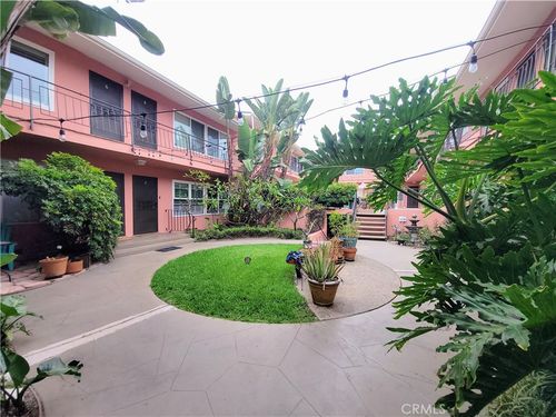 08-1023 E 1st, Long Beach, CA, 90802 | Card Image