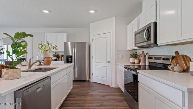 30 Sprout Ln, House other with 4 bedrooms, 2 bathrooms and null parking in ORMOND BEACH FL | Image 5
