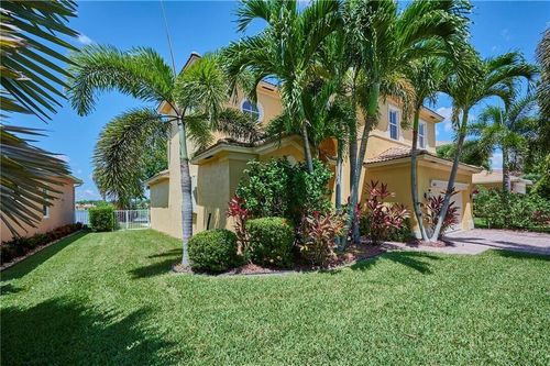 6024 Santa Margarito Dr, Fort Pierce, FL, 34951-3126 | Card Image