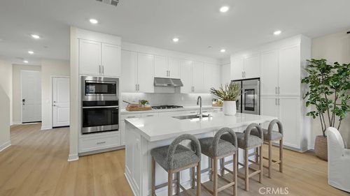 2038 Pyrenes Place, Santa Paula, CA, 93060 | Card Image