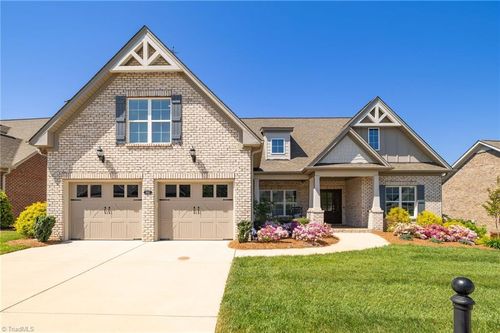 5242 Shoal Creek Ln, Winston Salem, NC, 27106-9801 | Card Image