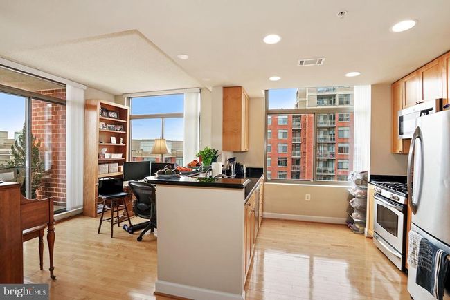UNIT-749 - 3650 S Glebe Rd, Condo with 2 bedrooms, 2 bathrooms and null parking in ARLINGTON VA | Image 6