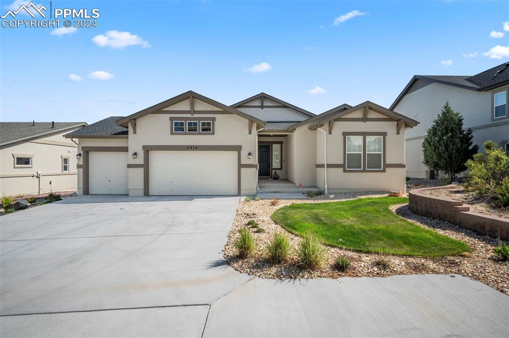 Bowling Green Ln, Colorado Springs, CO 80918