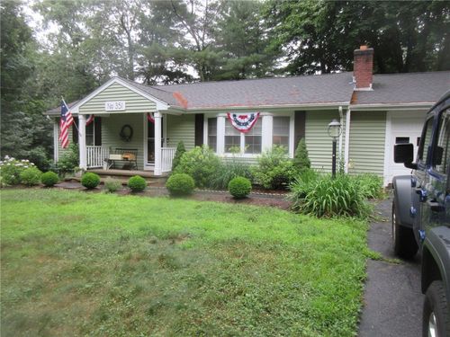 351 Shippeetown Rd, East Greenwich, RI, 02818-1117 | Card Image