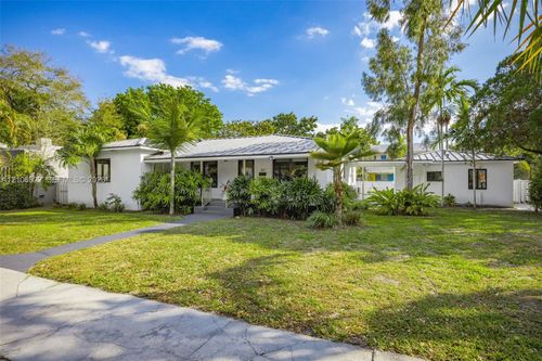 312 Ne 90th St, El Portal, FL, 33138-3126 | Card Image