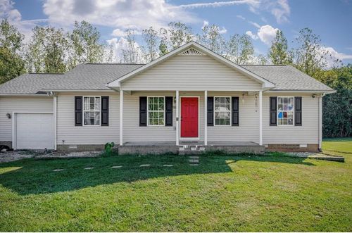 6215 Cheyenne Trl, Baxter, TN, 38544-4750 | Card Image