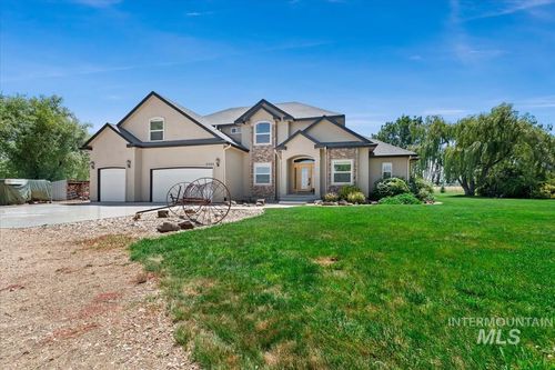 2324 S Kaesemeyer Ln, Kuna, ID, 83634-5073 | Card Image