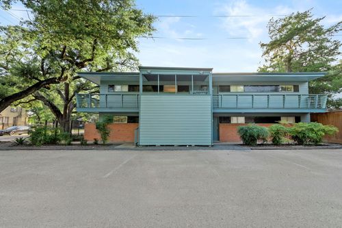 3-217 E 12th St, Houston, TX, 77008-7073 | Card Image