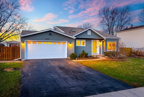 2725 Springdale Cir, Naperville, IL, 60564-8736 | Card Image