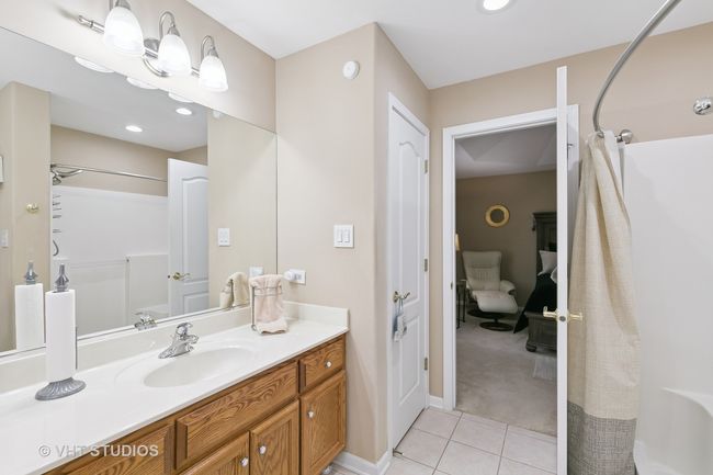 22001 Jordan Ln, Townhouse with 2 bedrooms, 3 bathrooms and 2 parking in Richton Park IL | Image 14