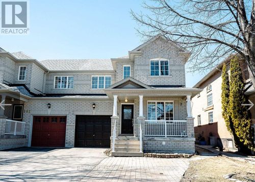384 Flagstone Way, Newmarket, ON, L3X2R3 | Card Image