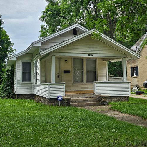 316 Arthur St, Albion, MI, 49224-1205 | Card Image