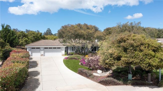 Very private home with plenty of parking on the extra long driveway | Image 62