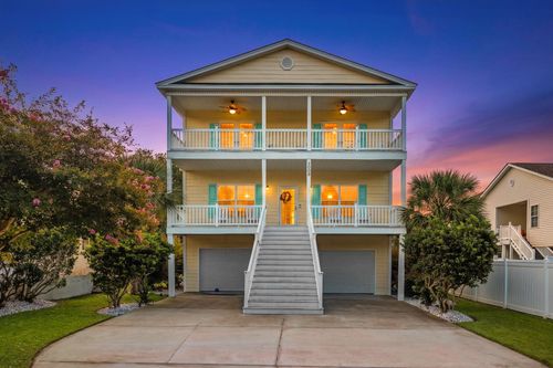2009 Hillside Dr S, North Myrtle Beach, SC, 29582-4128 | Card Image