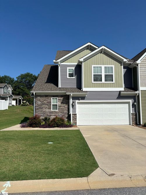 109 Creekhaven Ln, Taylors, SC, 29687-4198 | Card Image