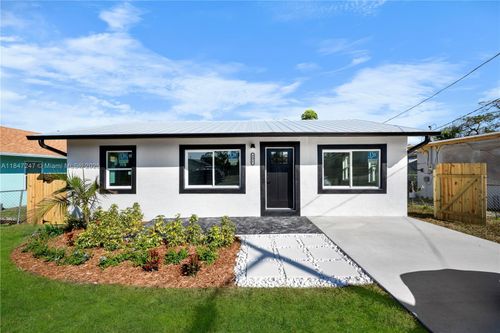 8477 Se Begonia Way, Hobe Sound, FL, 33455-7134 | Card Image