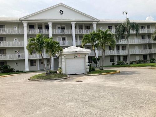 apt-403-2401 Village Blvd, West Palm Beach, FL, 33409-7359 | Card Image