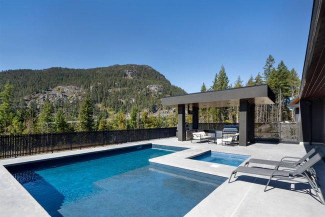 9228 Wedgemount Plateau Drive, House other with 7 bedrooms, 5 bathrooms and 10 parking in Whistler BC | Image 15