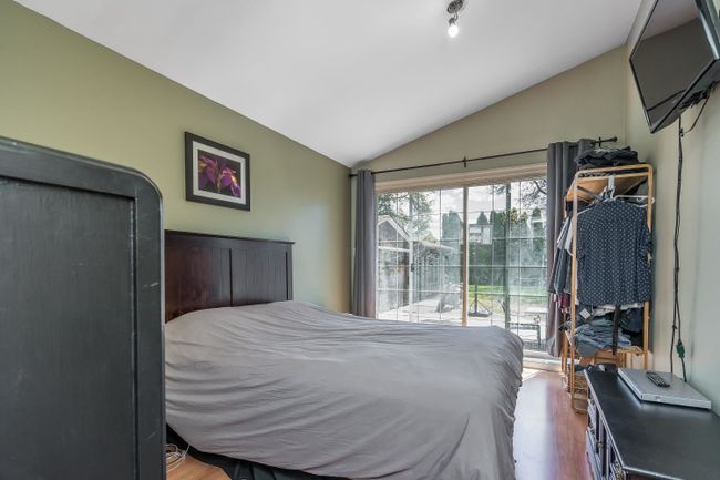 21444 121 Avenue, House other with 5 bedrooms, 2 bathrooms and 4 parking in Maple Ridge BC | Image 20